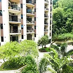 Apartamento Com Estrutura De Hotel Em Copacabana