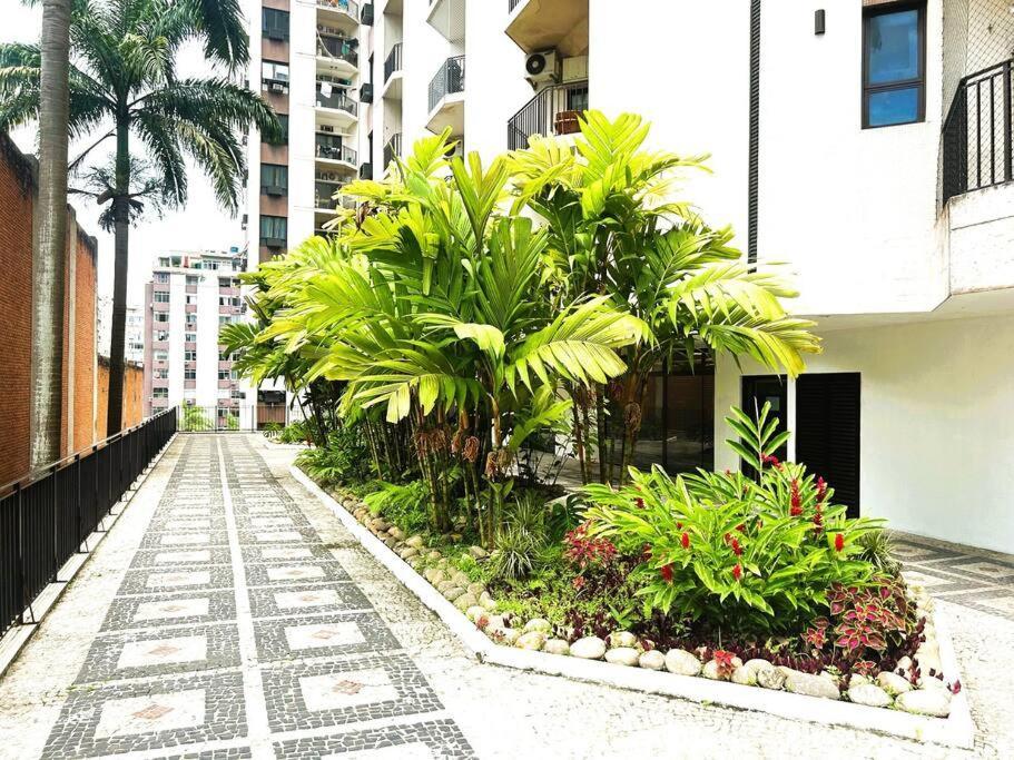 Apartamento Com Estrutura De Em Copacabana